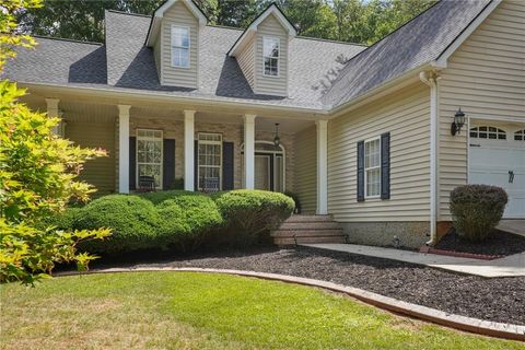 A home in Clarkesville