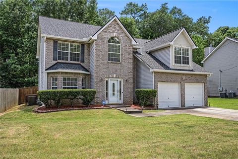 A home in Ellenwood