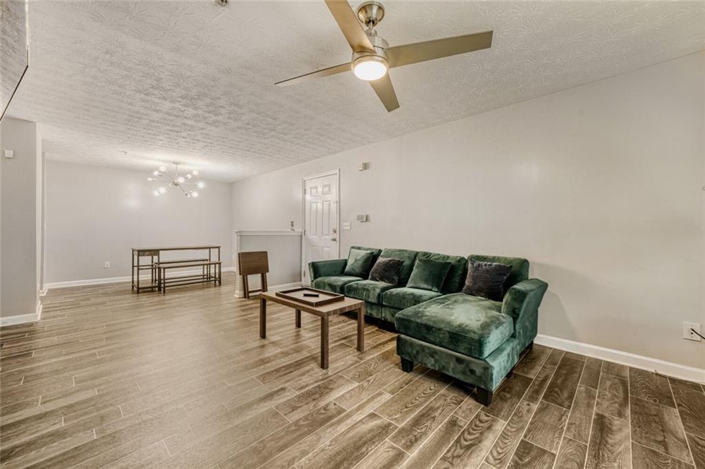 10204 Fairington Ridge Circle