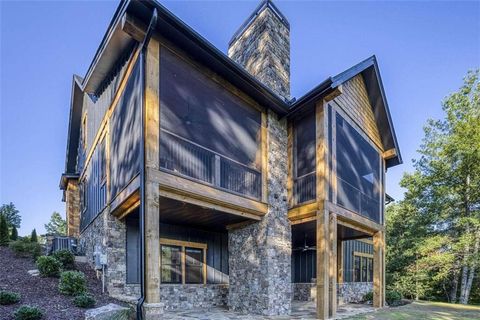 A home in Mineral Bluff