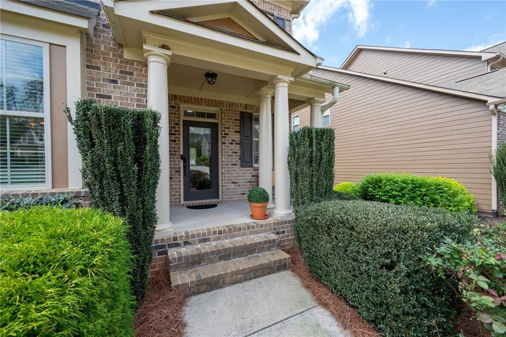 4421 Wooded Oaks NW