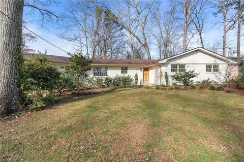 Homes For Sale - 3710 Hickory Circle<br/> Smyrna, GA 30080