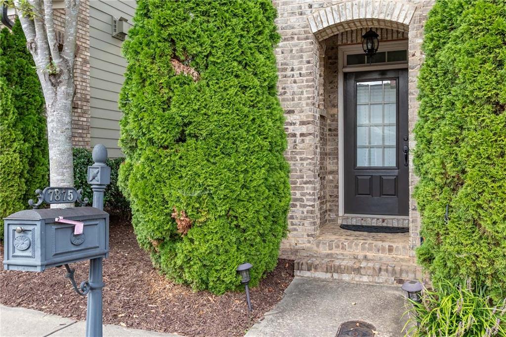 7875 Crownpoint Drive