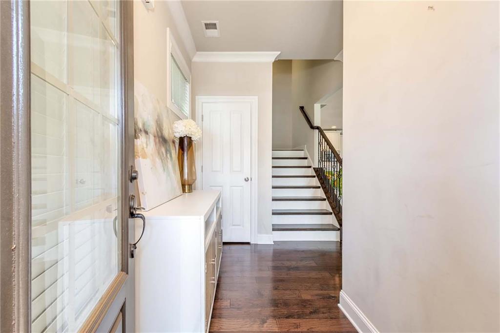 7875 Crownpoint Drive