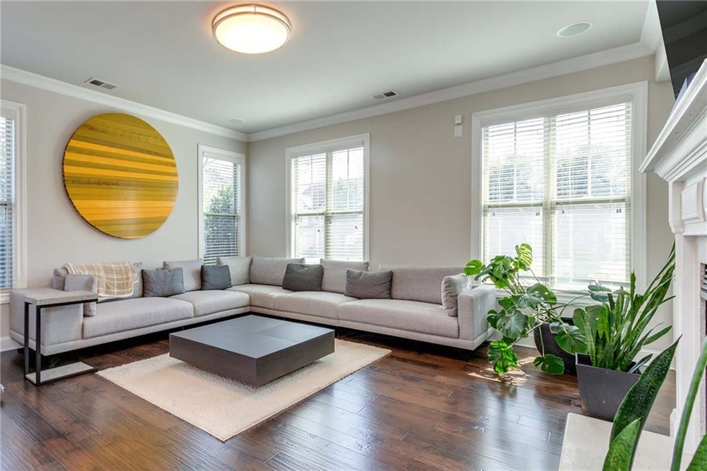 7875 Crownpoint Drive