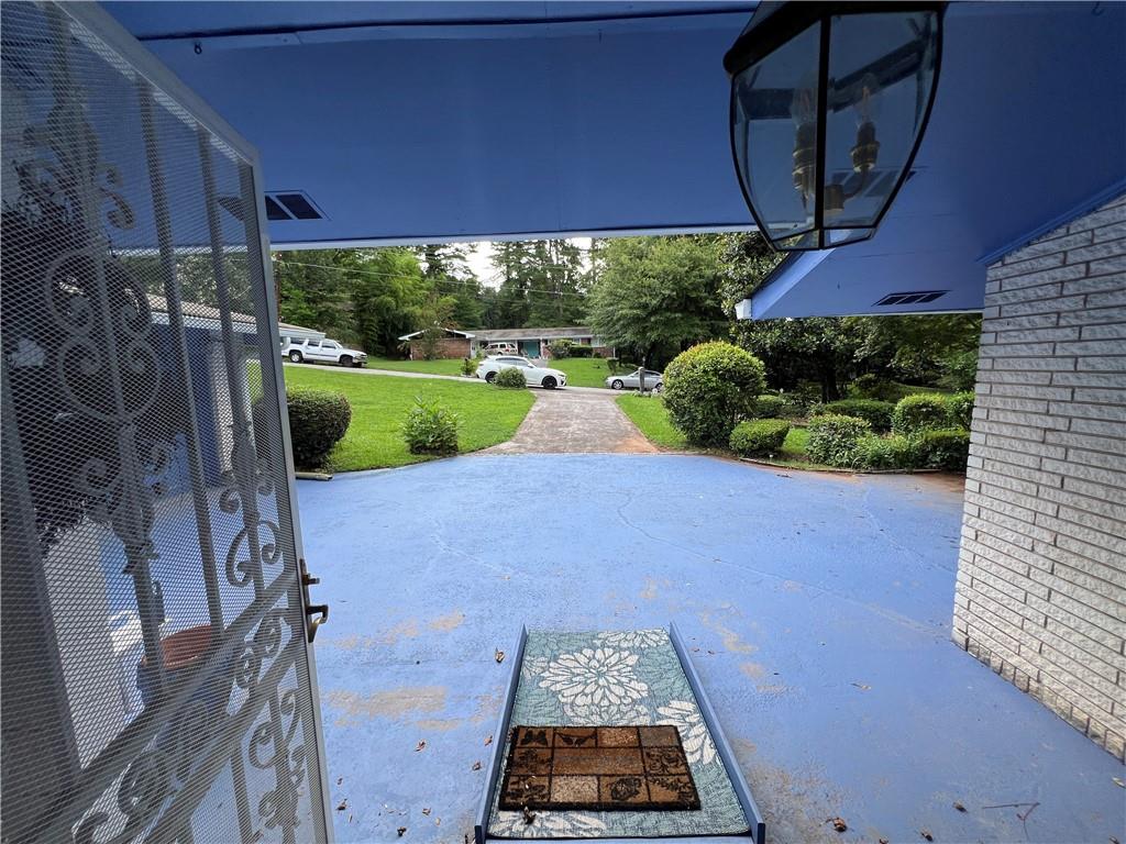 2323 Valleyside Drive