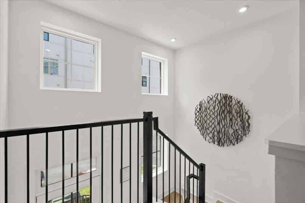 230 New Street 2201-4