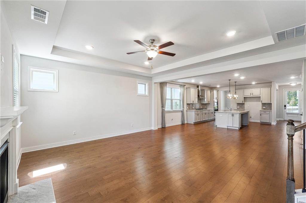 2526 Knob Creek Drive, Snellville, Georgia image 8