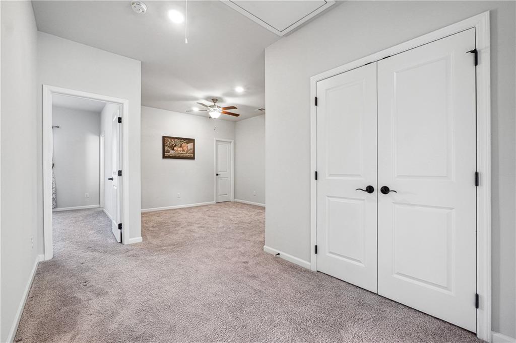 2526 Knob Creek Drive, Snellville, Georgia image 16