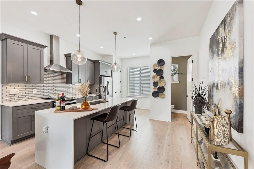 701 Pryor Street SW 5