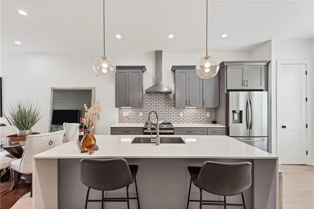 701 Pryor Street SW 5