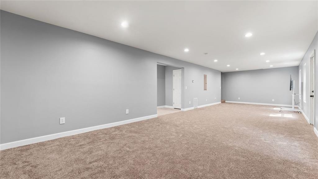 439 Scotland Drive