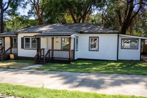 1404 BYRERE Terrace SW Atlanta GA 30310