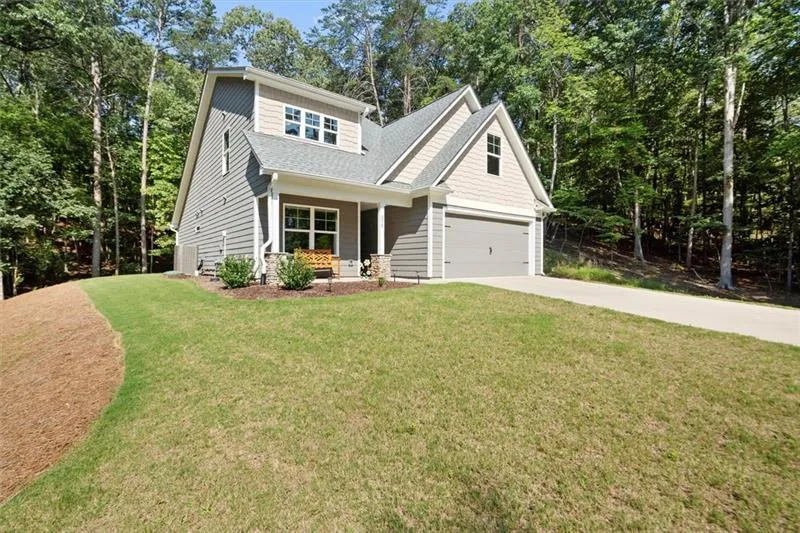 Waleska, Georgia 30183, United States, 4 Bedrooms Bedrooms, ,3 BathroomsBathrooms,Residential,Active,202050