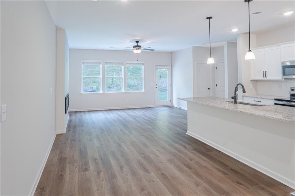 411 Summit View Lane 3