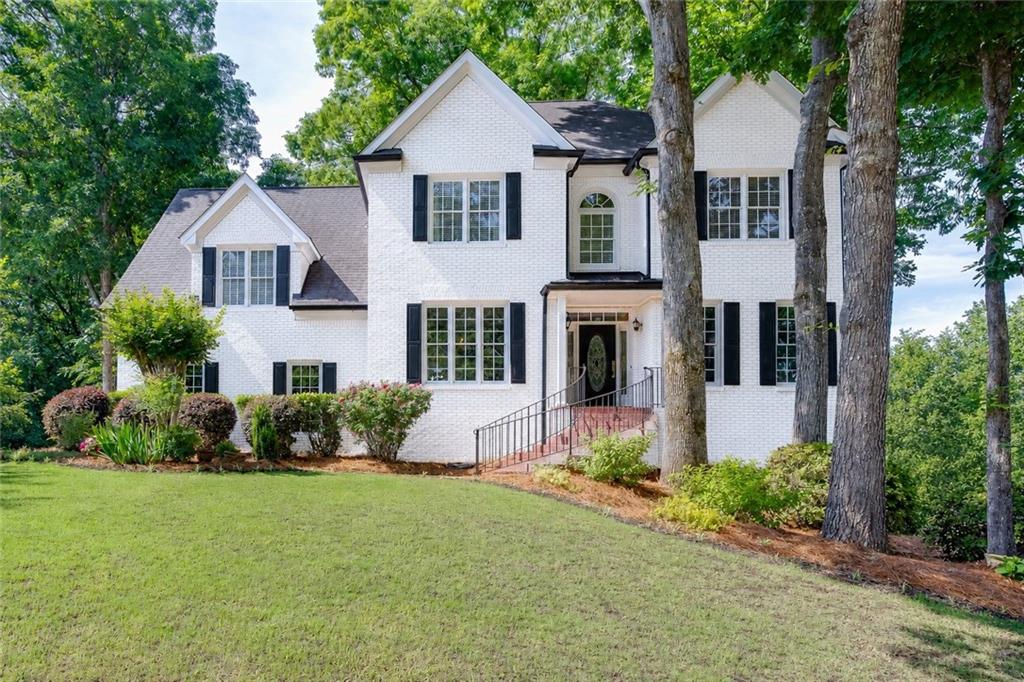 2537 Bent Tree Drive