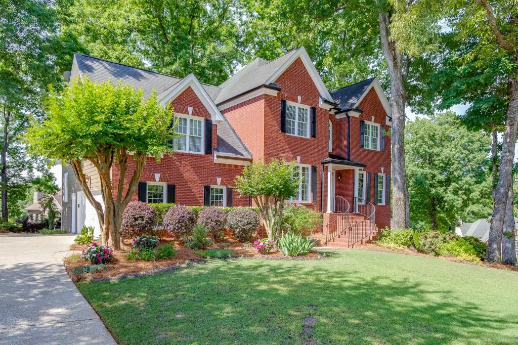 2537 Bent Tree Drive