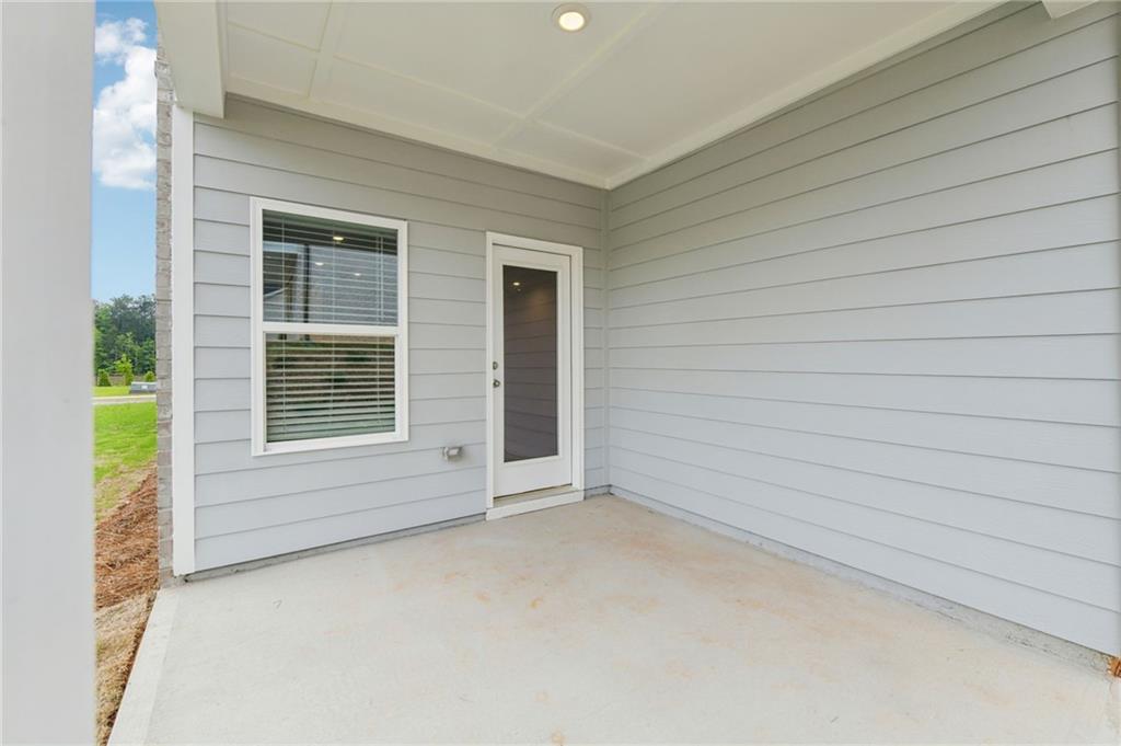 6908 Winchester Place, Fairburn, Georgia image 41