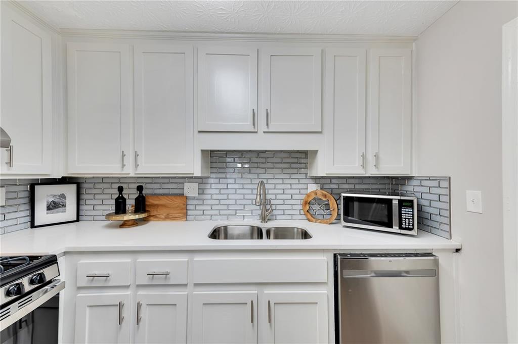 Forrest Estates - Residential Lease