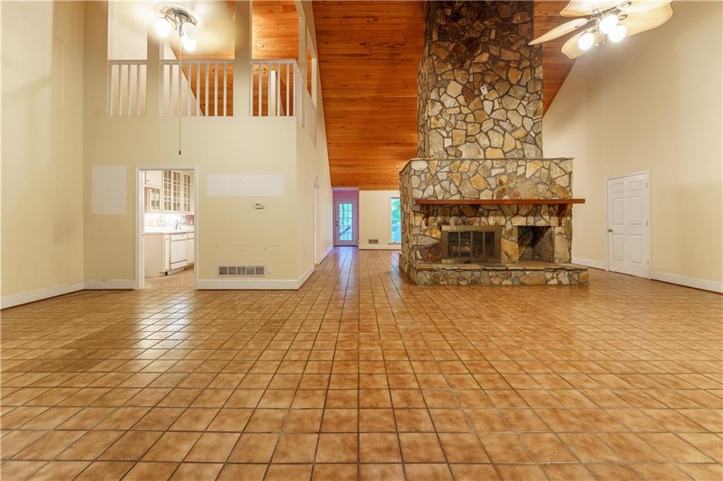 172 Leaf Lake Drive