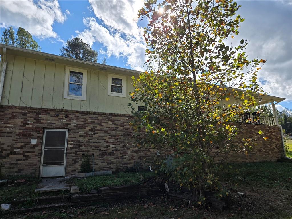 3295 Stoneybrook Drive
