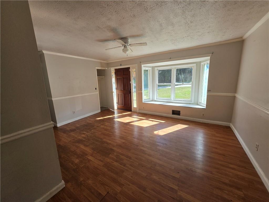 3295 Stoneybrook Drive