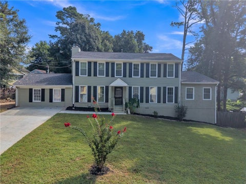Homes For Sale - 661 Bantry Lane<br/> Dekalb County, Stone Mountain, GA 30083