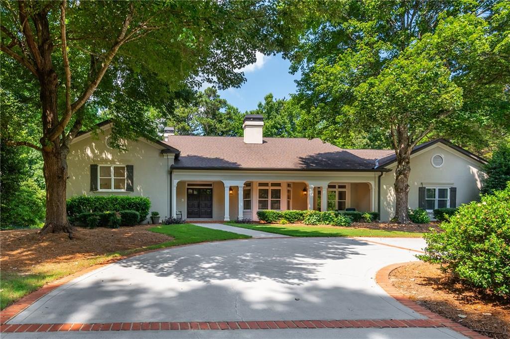 1025 Stonegate Court