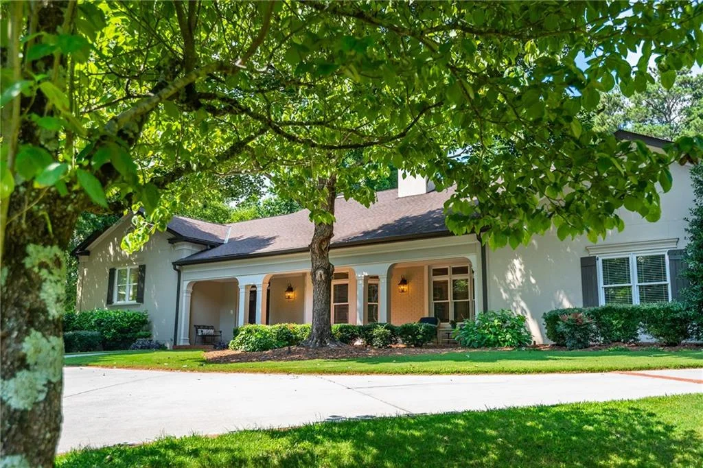 1025 Stonegate Court