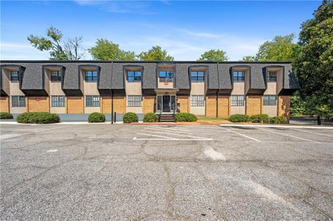 Photo of 375 Winding River Drive #K, Sandy Springs, GA 30350 (MLS # 7836578)