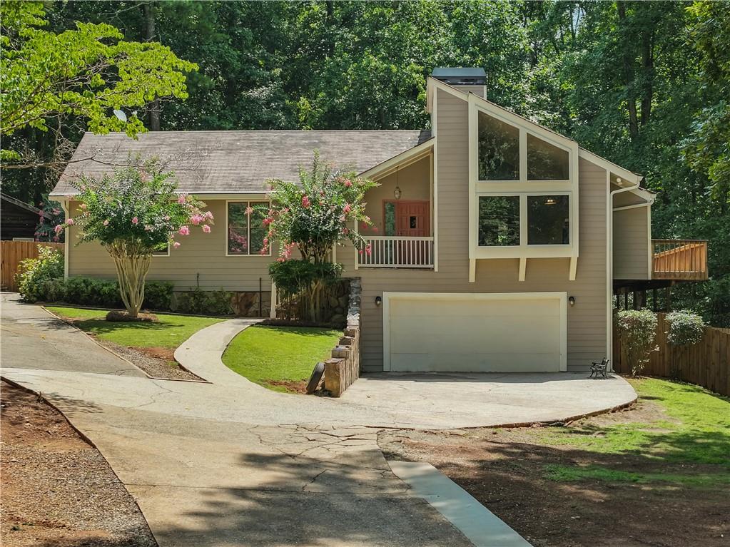 6302 Valley Stream Drive
