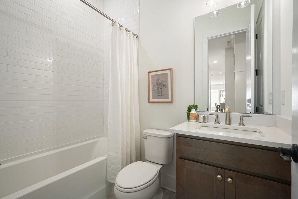 Holly Farm - Residential