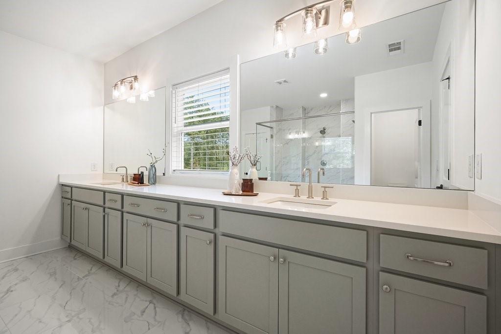 Holly Farm - Residential