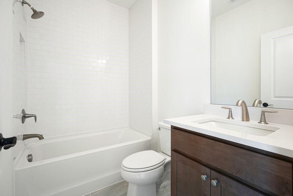 Holly Farm - Residential