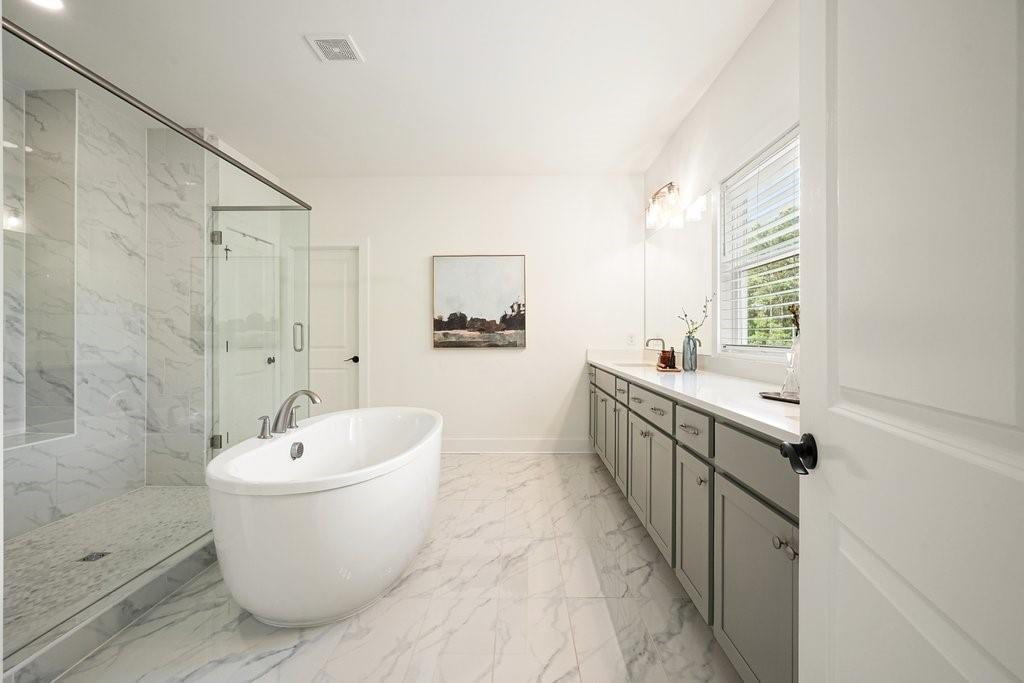 Holly Farm - Residential