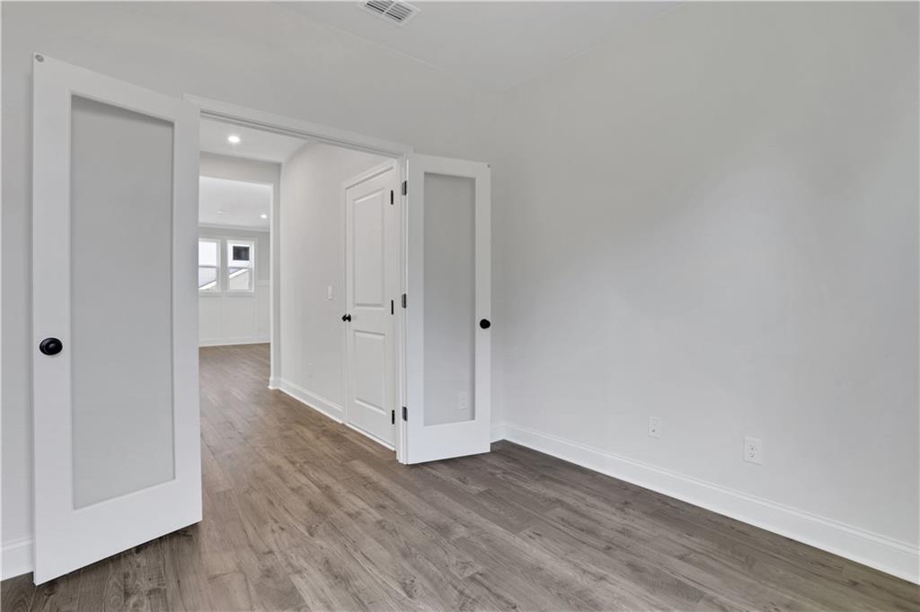 5113 Hillside Haven Drive SW