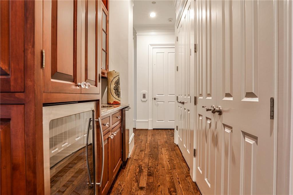 PACES AVENUE - Residential
