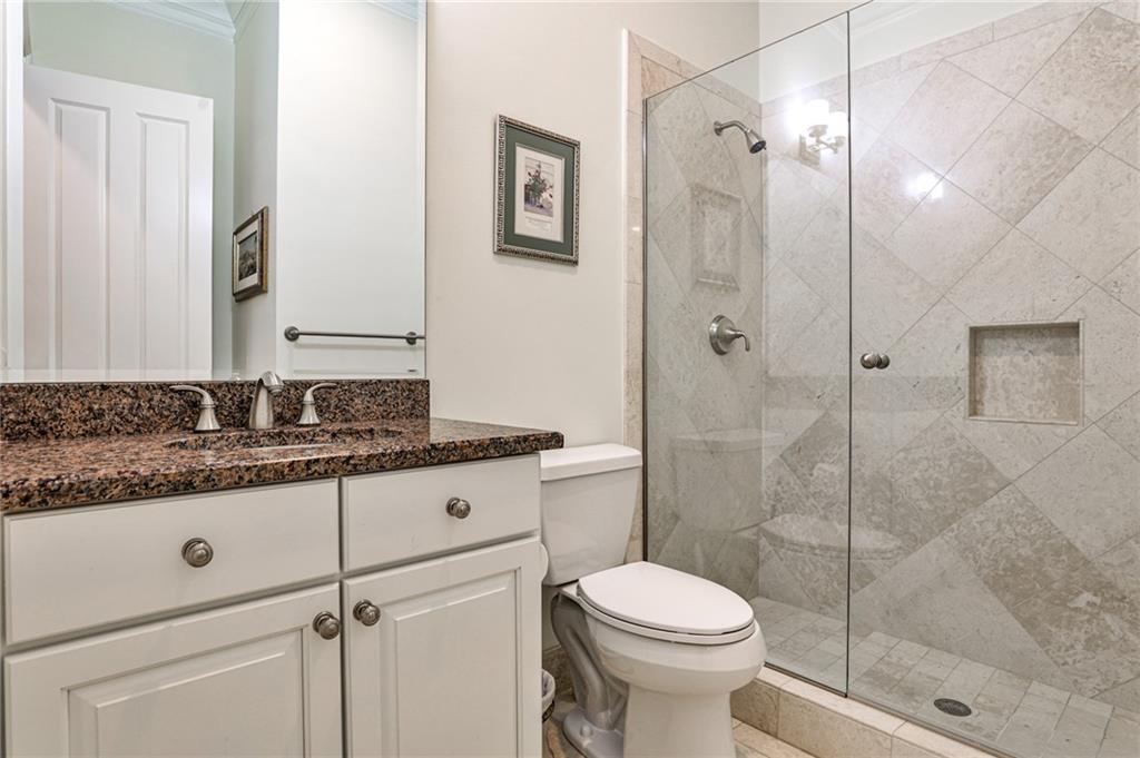 PACES AVENUE - Residential