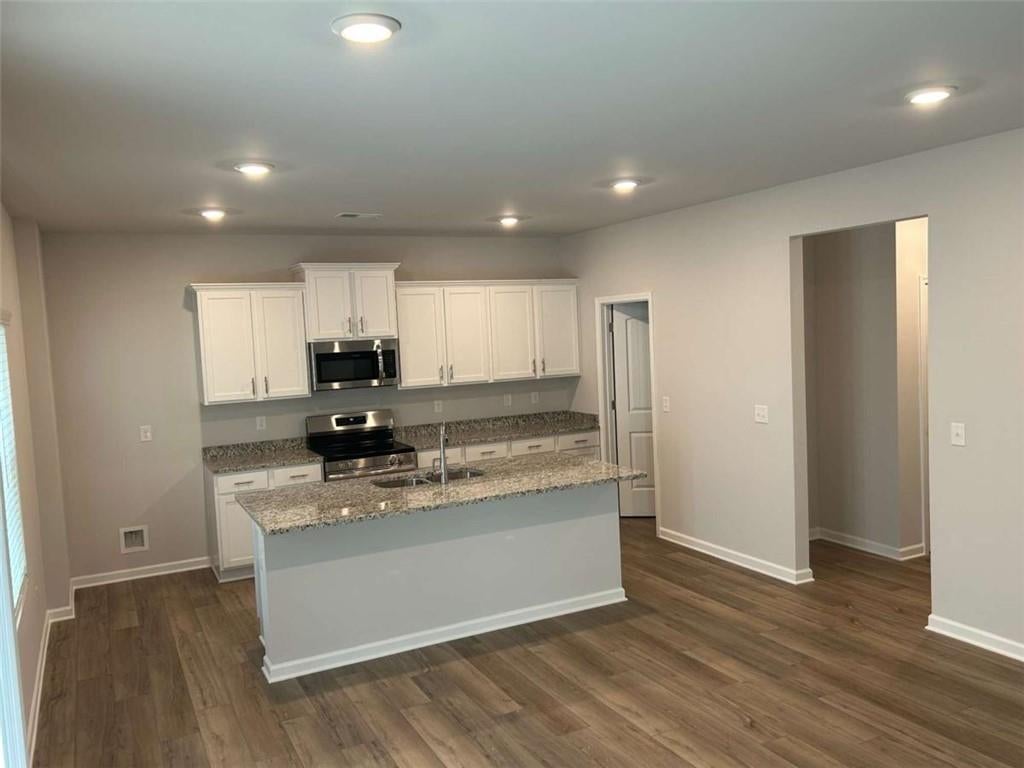 4 Stonebrook Drive