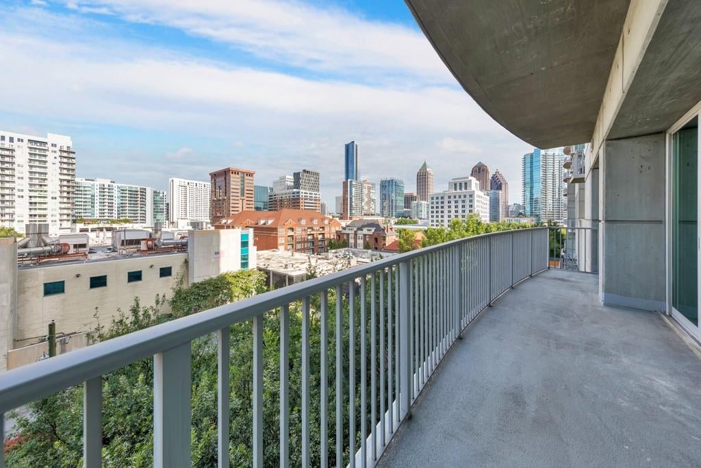 923 Peachtree Street NE 730