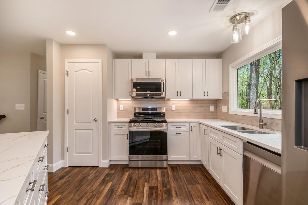 2183 Seaman Circle, Atlanta, Georgia image 3