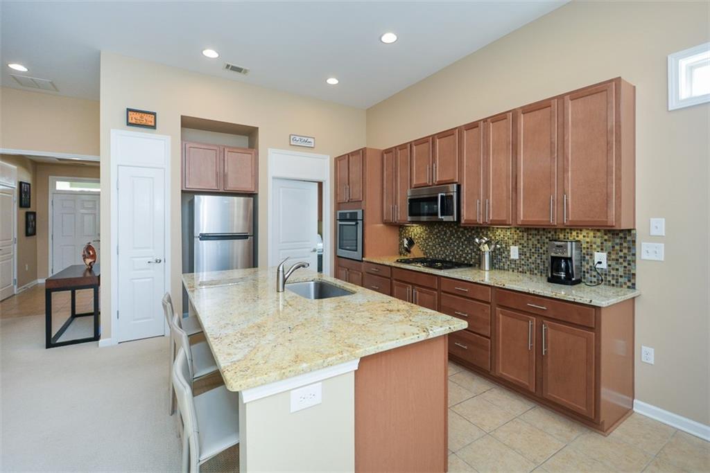 650 Hemlock Trail, Canton, Georgia image 7