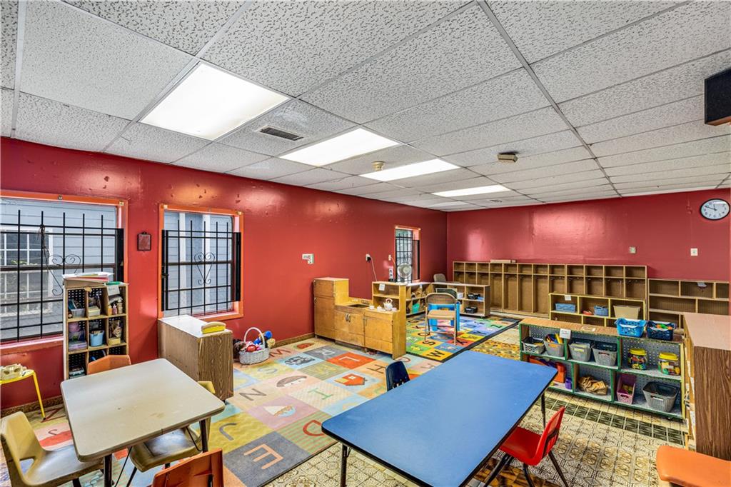 916 Metropolitan Parkway SW