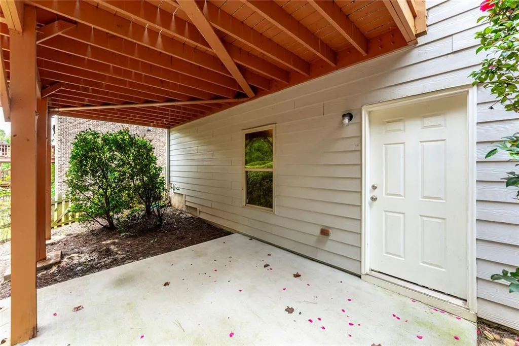 Canton, Georgia 30114, United States, 5 Bedrooms Bedrooms, ,3 BathroomsBathrooms,Residential,Active,224182