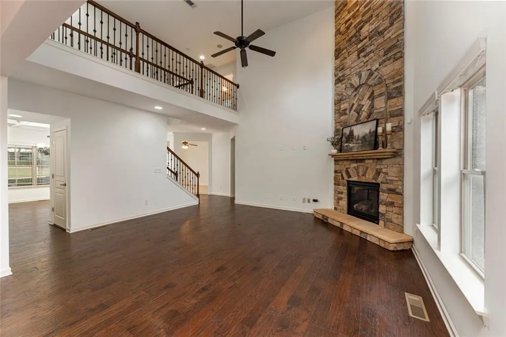 Canton, Georgia 30114, United States, 5 Bedrooms Bedrooms, ,3 BathroomsBathrooms,Residential,Active,224182