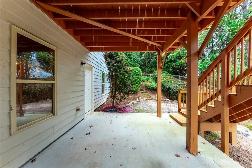 Canton, Georgia 30114, United States, 5 Bedrooms Bedrooms, ,3 BathroomsBathrooms,Residential,Active,224182