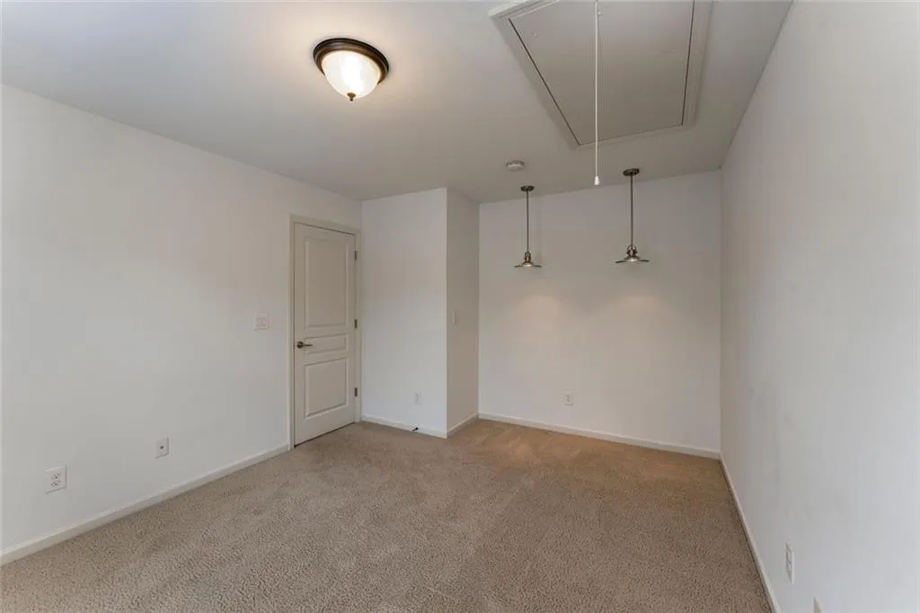 Canton, Georgia 30114, United States, 5 Bedrooms Bedrooms, ,3 BathroomsBathrooms,Residential,Active,224182