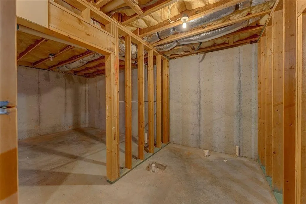 Canton, Georgia 30114, United States, 5 Bedrooms Bedrooms, ,3 BathroomsBathrooms,Residential,Active,224182