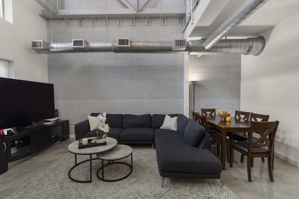 400 Village Parkway 128
