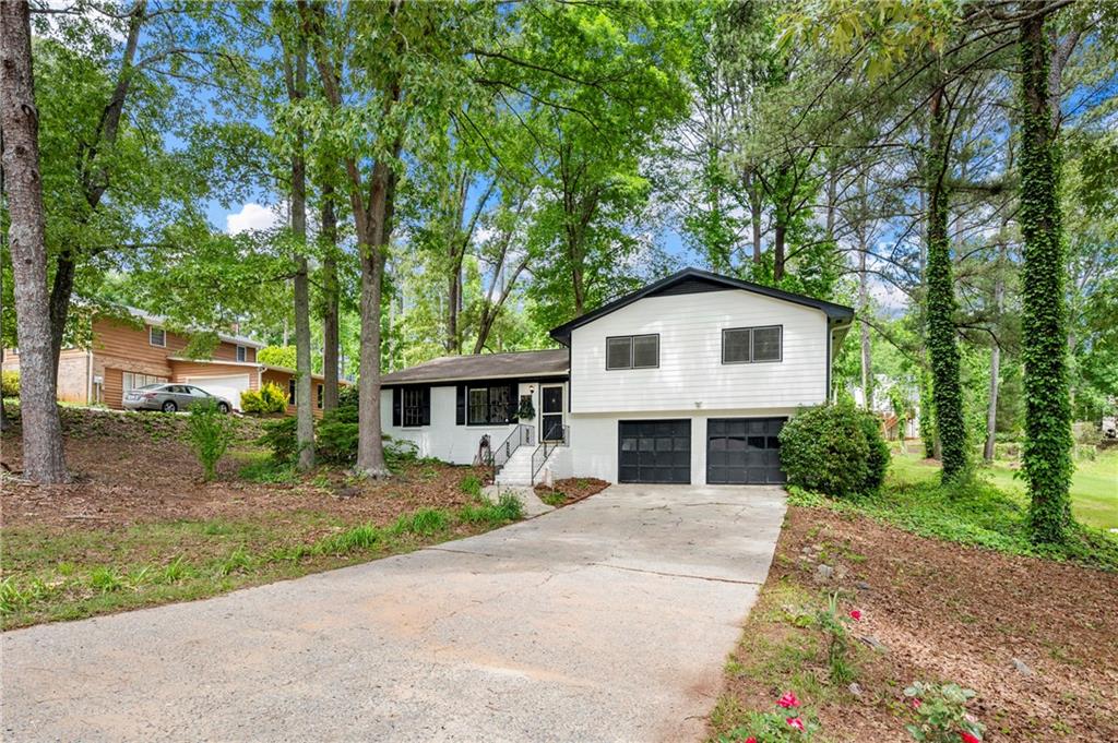 671 Shannon Green Circle, Mableton, Georgia image 1